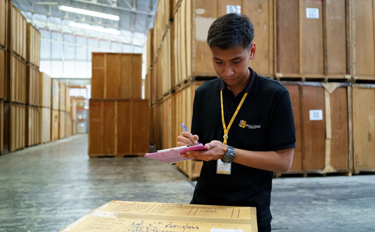 How to Choose the Right International Relocation Service for Your Move
